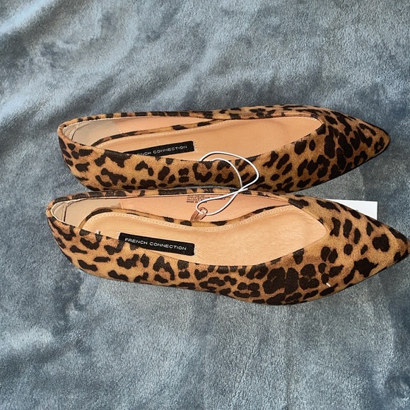 French Connection Women's Daisy Faux Suede Pointed Toe Slip On Ballet Flats - Picture 5 of 8